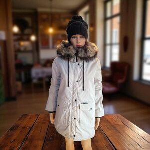 Faux Fur Mid-Length Hooded Parka with Large Pockets. NWT